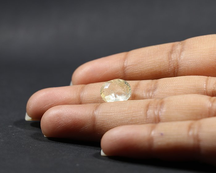 NYSP8004 3 Yellow Sapphire 4.12 Ct.
