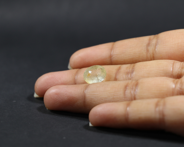 Yellow Sapphire 4.97 Ct. Yellow Sapphire 4.97 Ct.