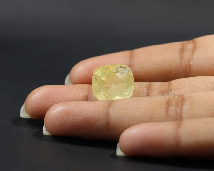 Yellow Sapphire 13.82 Ct.