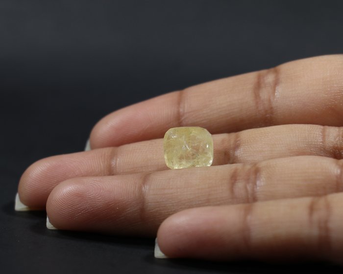 Yellow Sapphire 7.06 Ct.