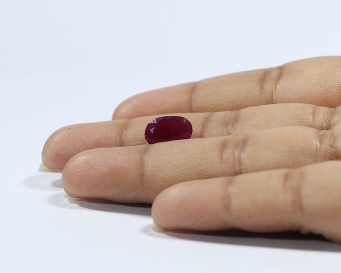 Ruby 2.71 Ct.