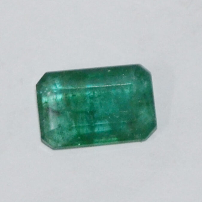 EMRD21005 1 EMERALD 5.2 Ct.