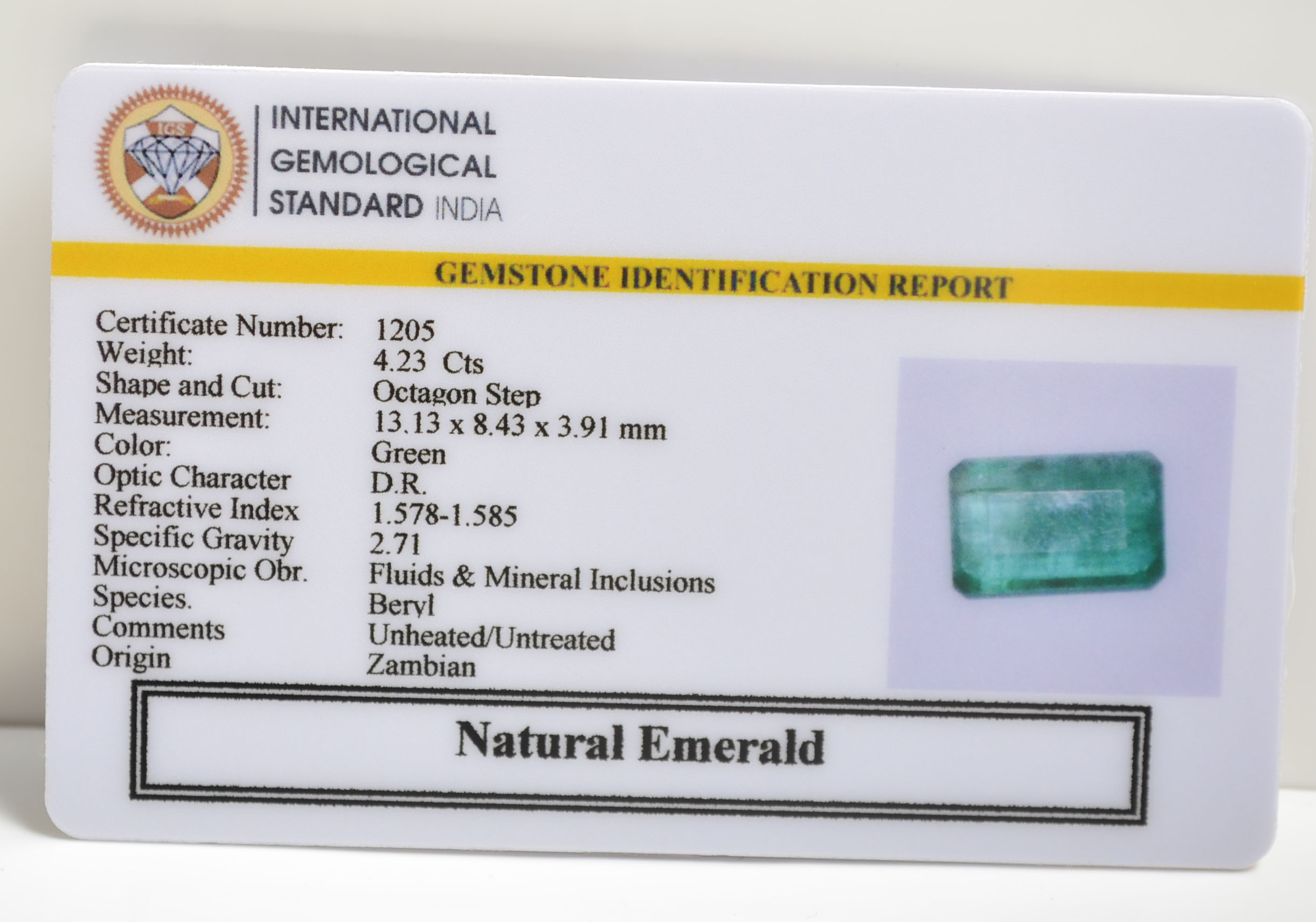 EMRD21047 2 EMERALD 4.23 Ct.