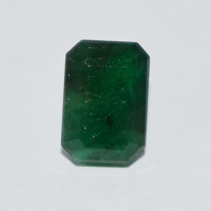 EMERALD 3.88 Ct.