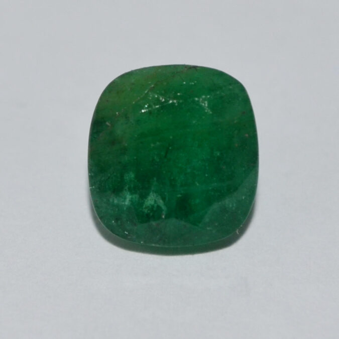 EMERALD 3.85 Ct. EMERALD 3.85 Ct.