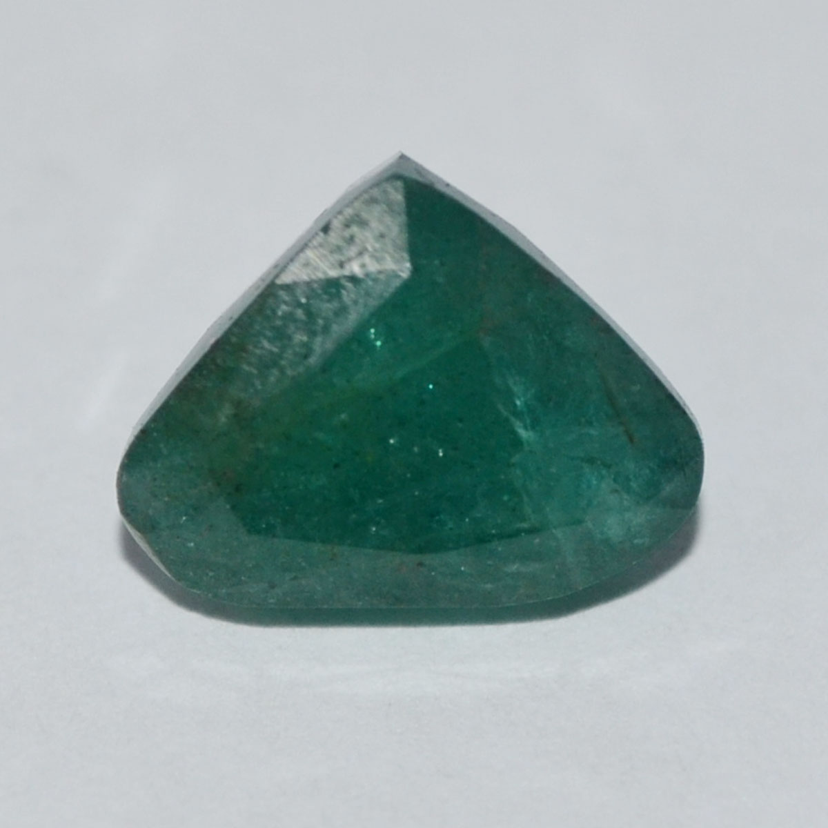 EMRD21134 EMERALD 5.9 Ct.