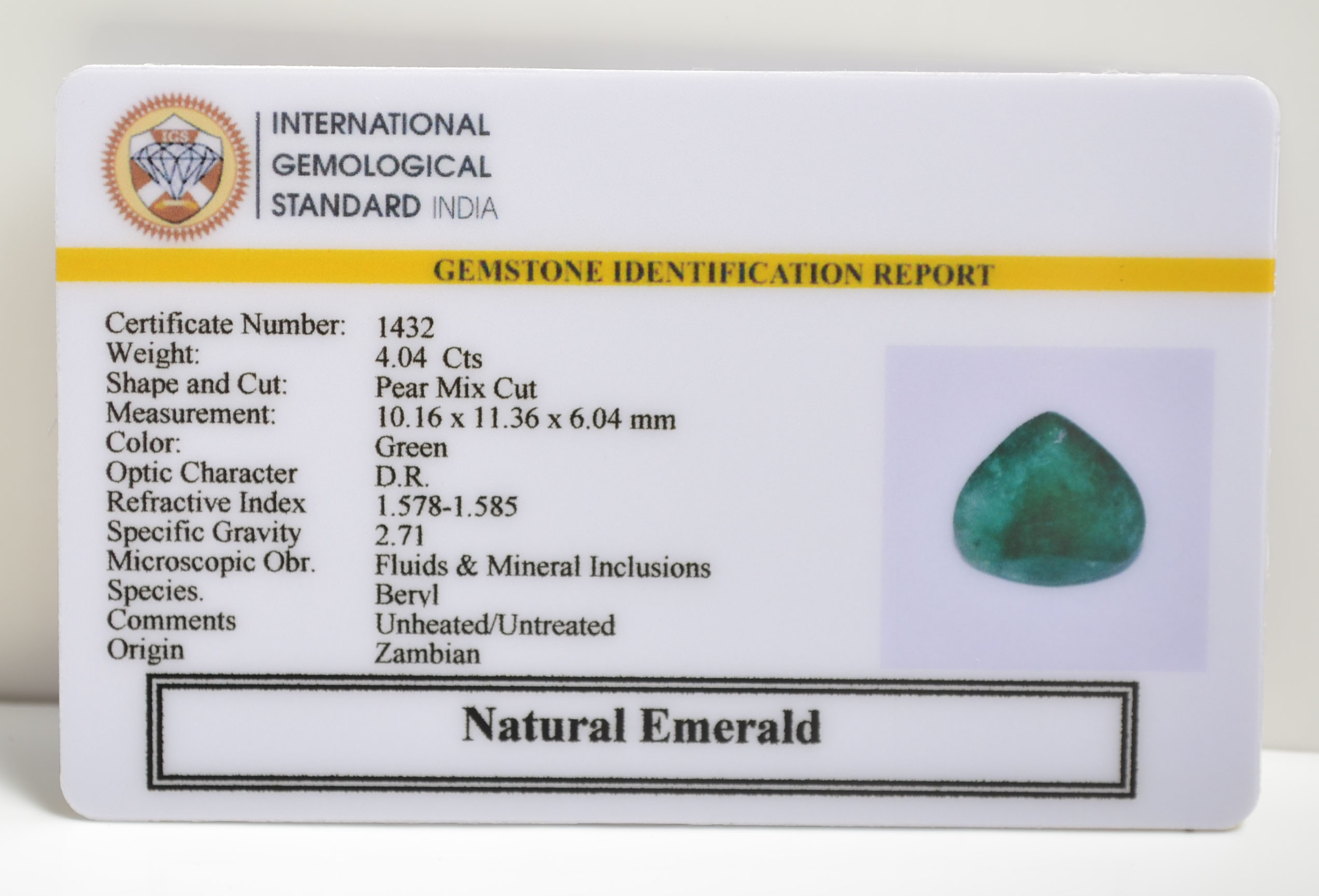EMERALD 4.04 Ct. EMERALD 4.04 Ct.