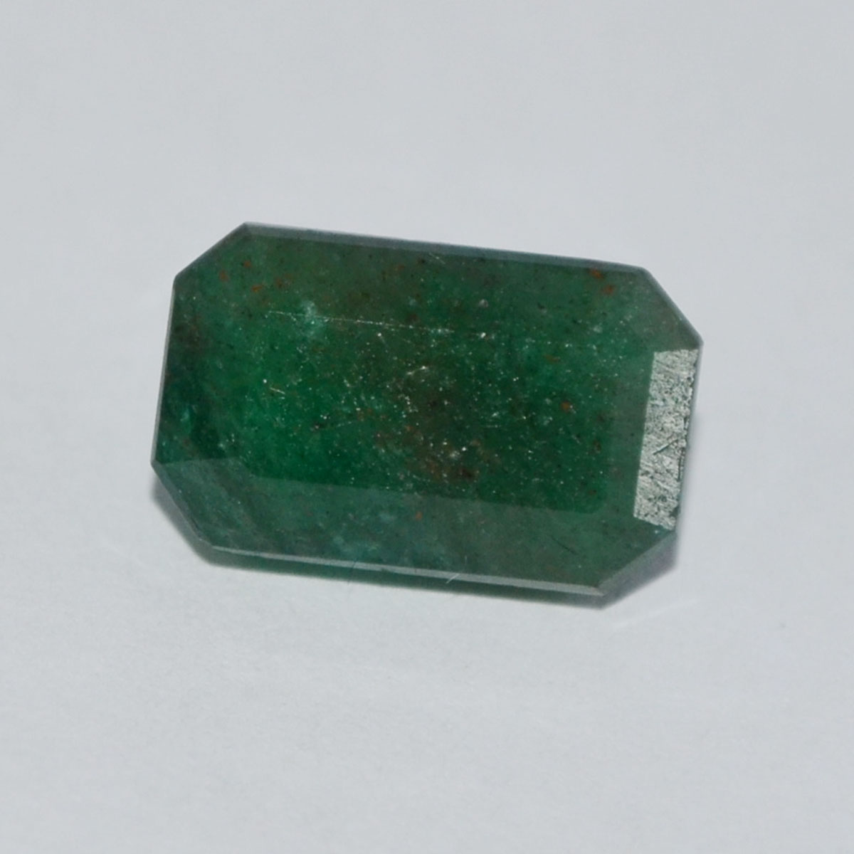EMERALD 6.69 Ct. 2 EMRD21144 EMERALD 6.69 Ct.