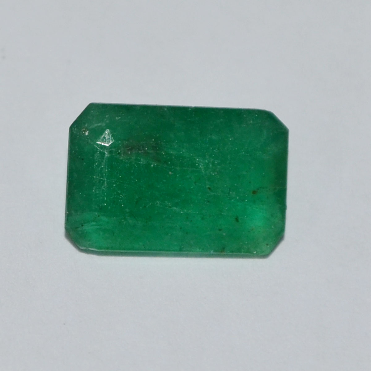 EMERALD 3.59 Ct. 2 EMRD21172 EMERALD 3.59 Ct.