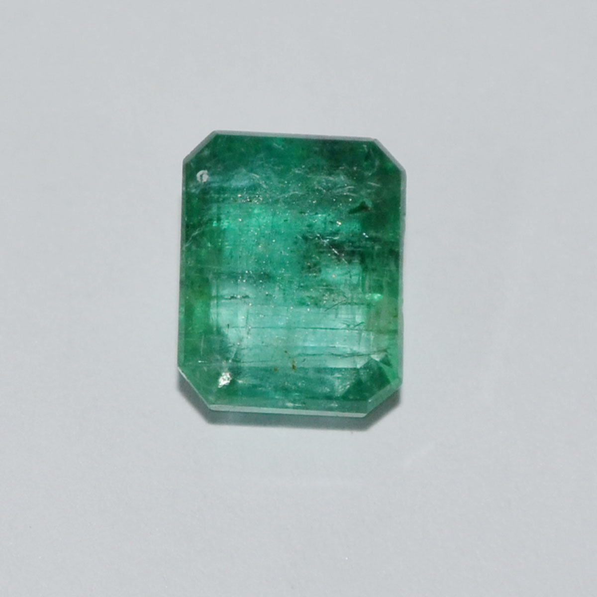 EMERALD 4 Ct. EMERALD 4 Ct.