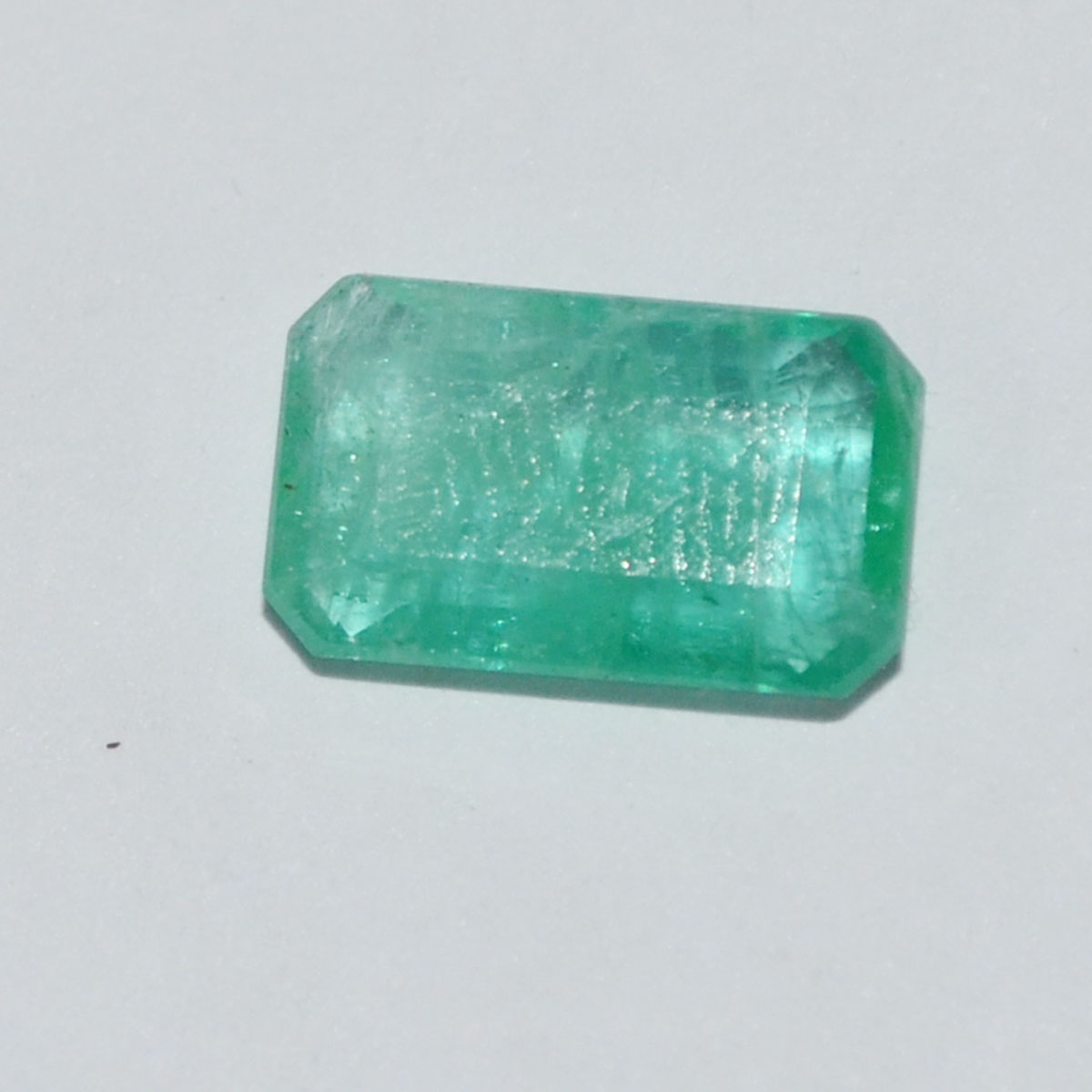 EMERALD 2.91 Ct. 2 EMRD21197 EMERALD 2.91 Ct.