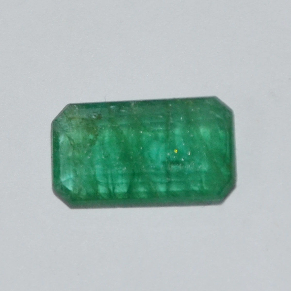 EMERALD 2.81 Ct. 2 EMRD21200 EMERALD 2.81 Ct.