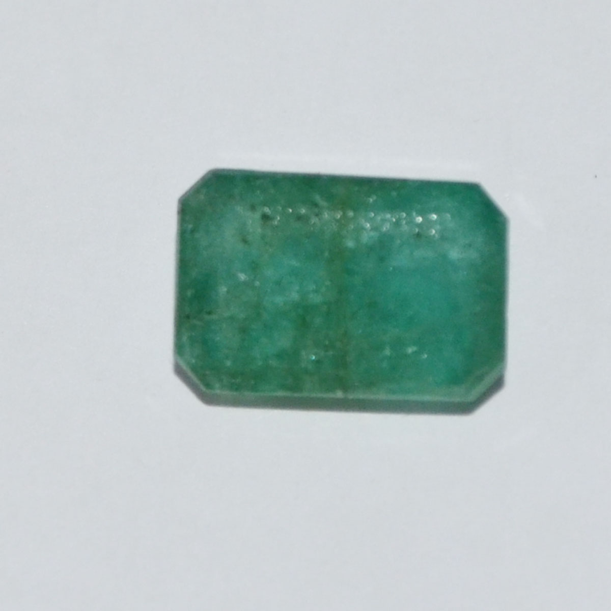 EMERALD 4.4 Ct. 2 EMRD21258 EMERALD 4.4 Ct.