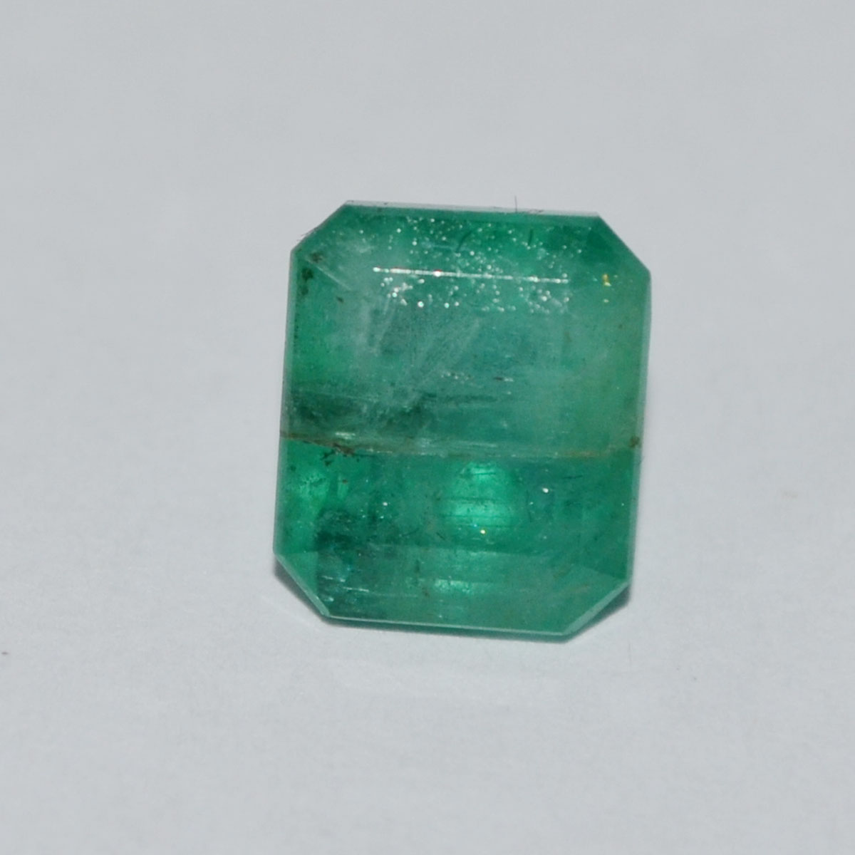 EMERALD 4.2 Ct. 2 EMRD21265 EMERALD 4.2 Ct.