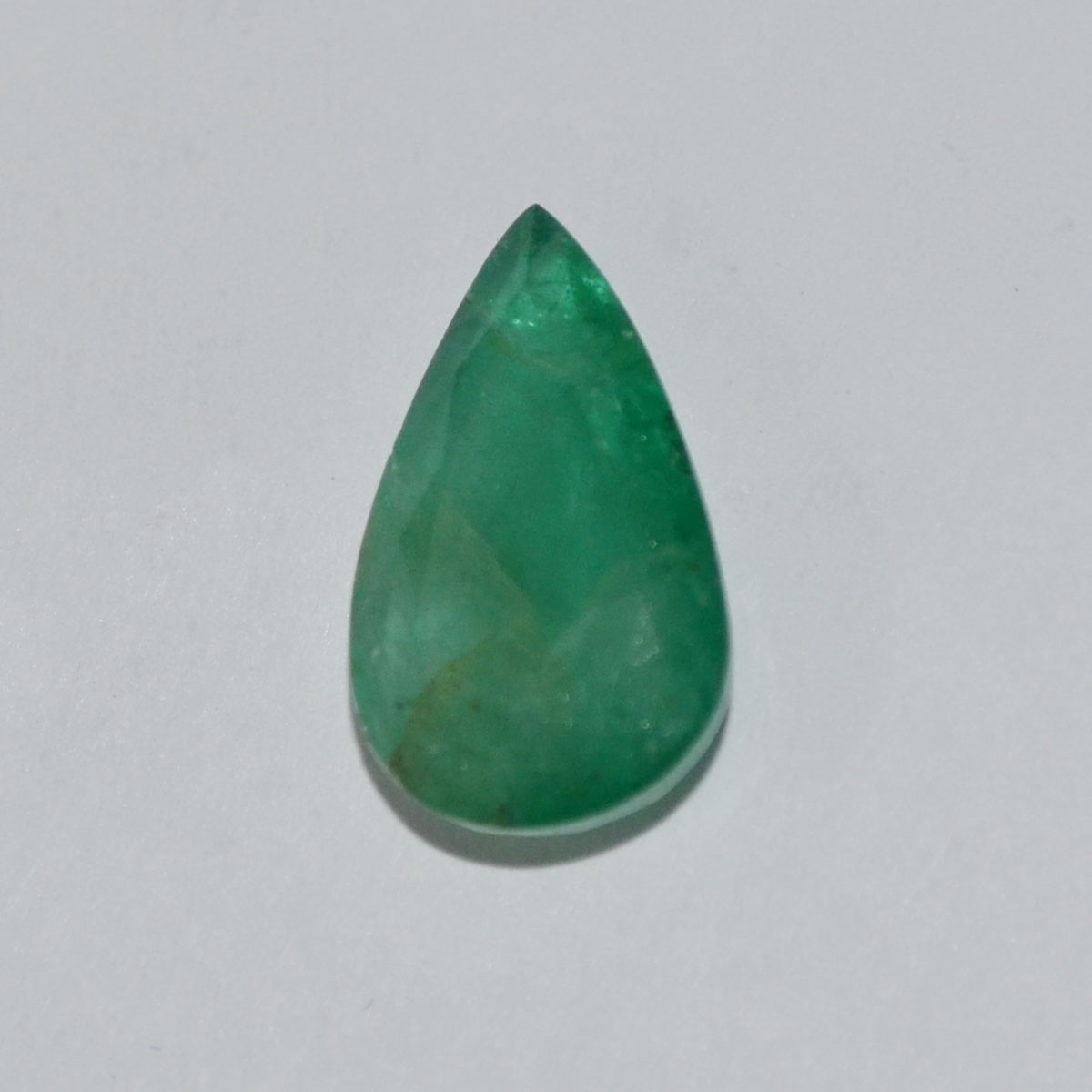 EMRD21312 EMERALD 6 Ct.