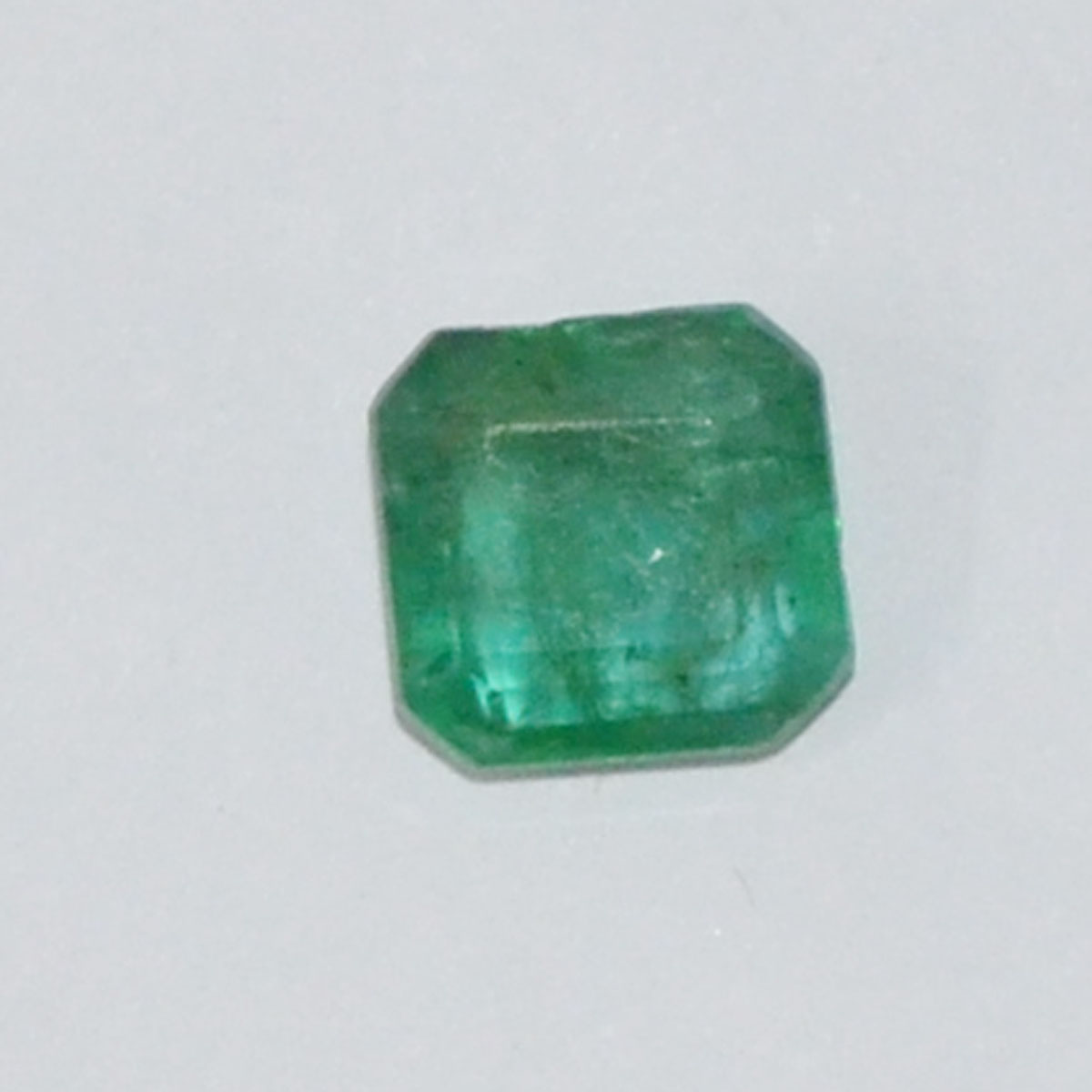 EMRG20229 2 EMERALD 2.7 Ct.