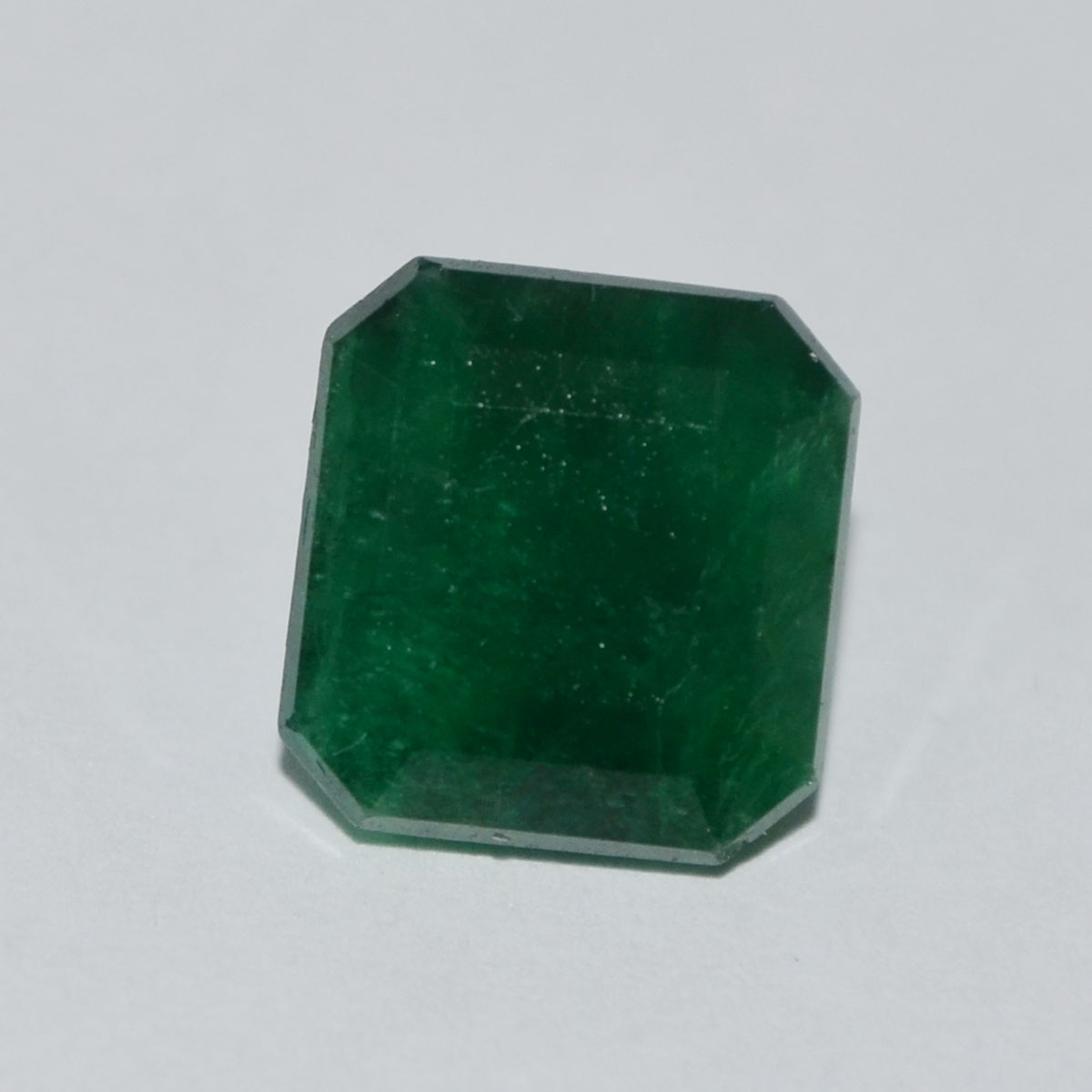 EMERALD 6.43 Ct. EMERALD 6.43 Ct.