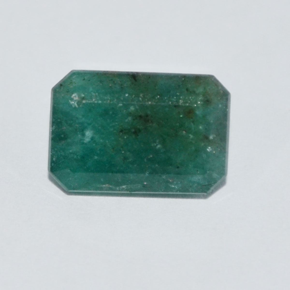 EMERALD 5.56 Ct.