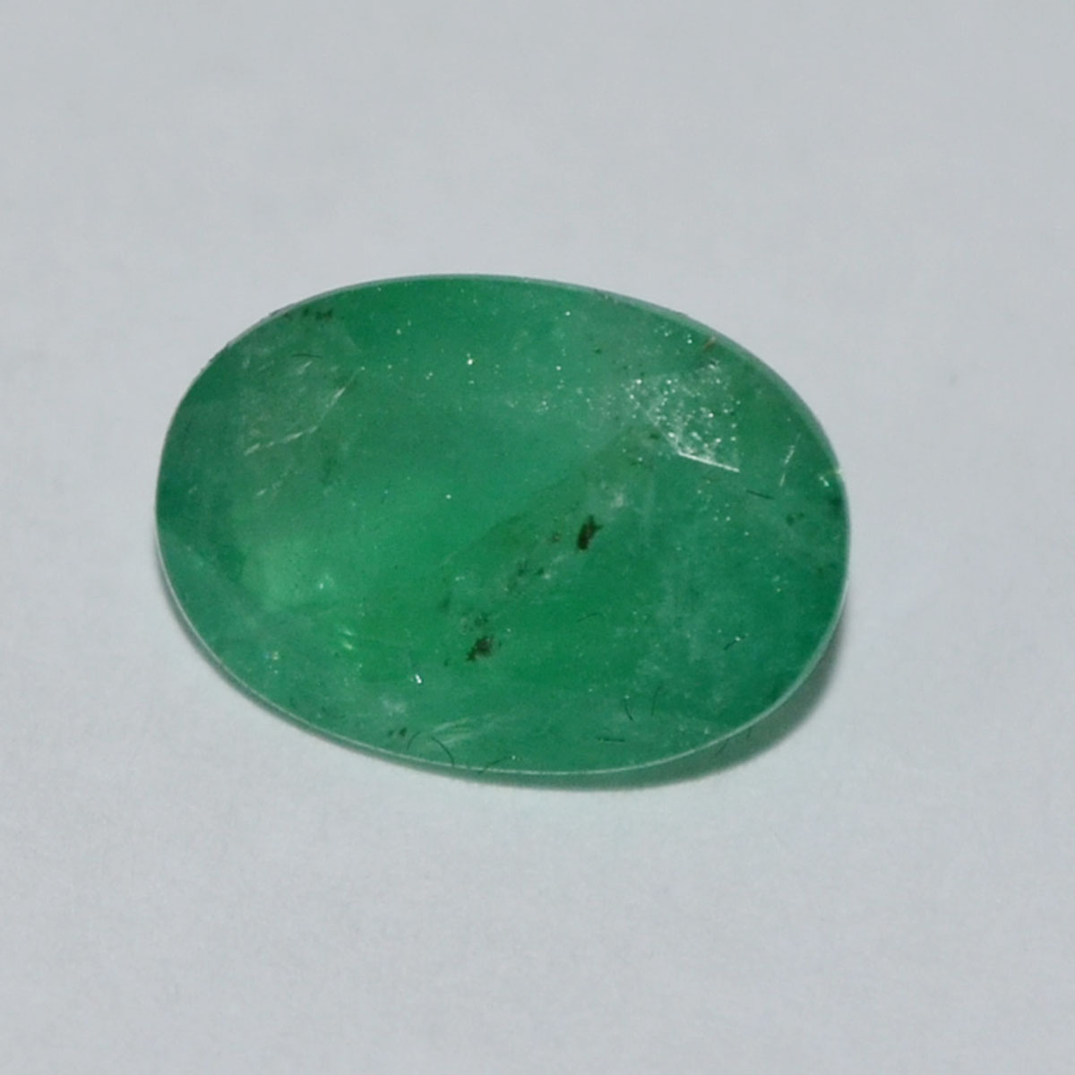 EMERALD 2.91 Ct. EMERALD 2.91 Ct.