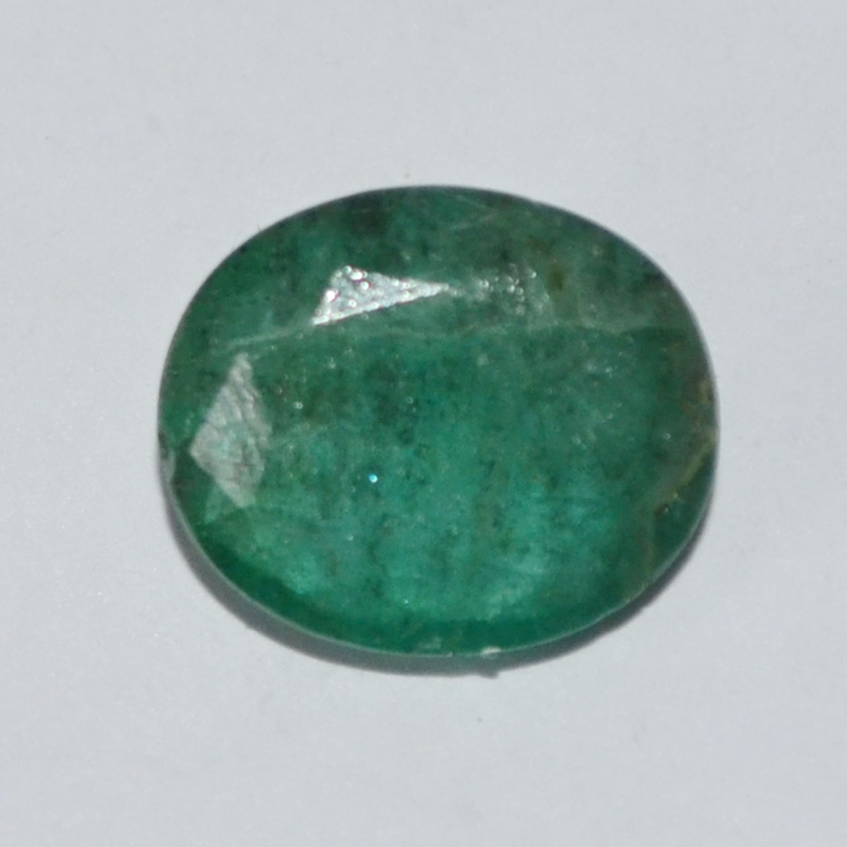 EMERALD 5.21 Ct. EMERALD 5.21 Ct.
