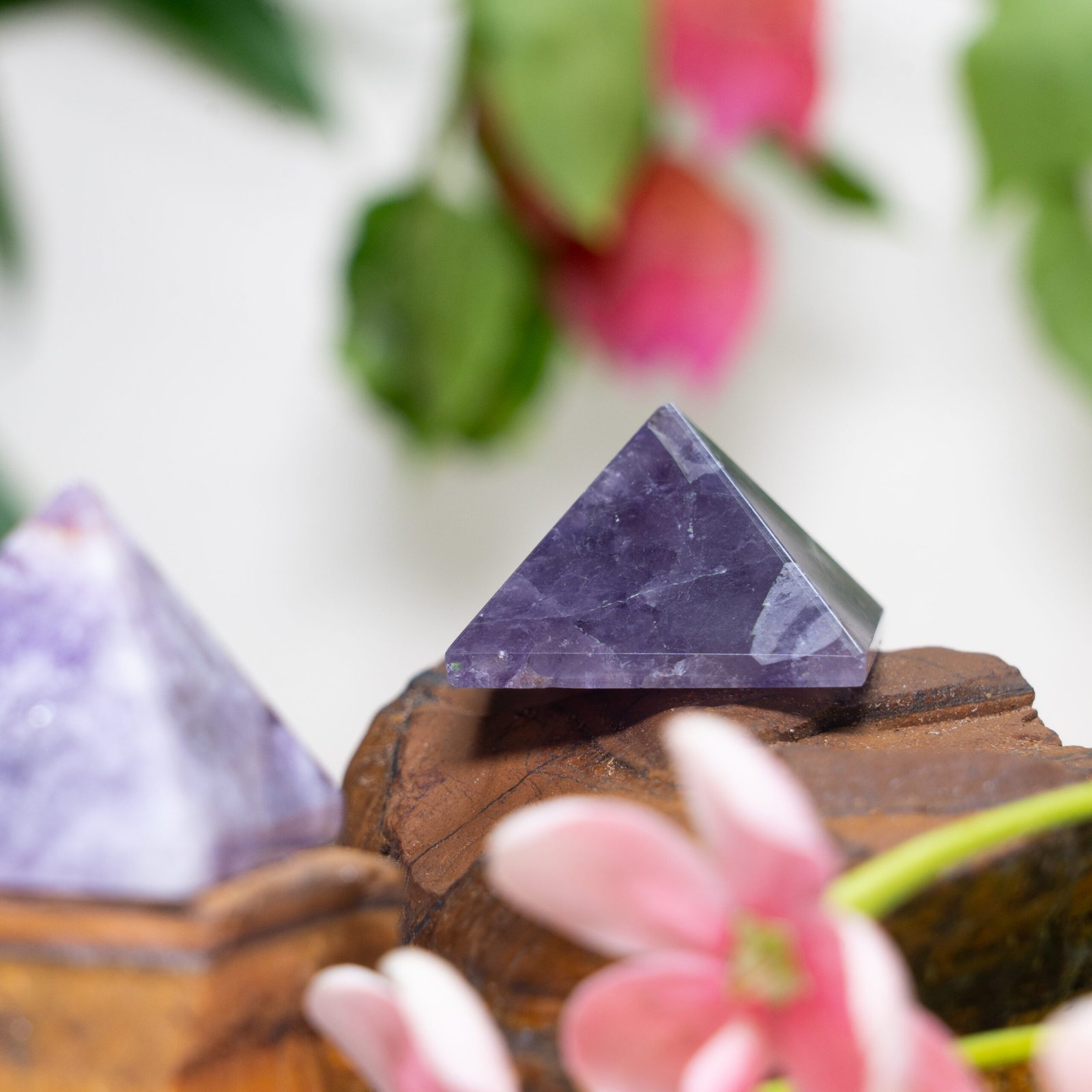 amethyst pyramid1 scaled Amethyst Pyramid