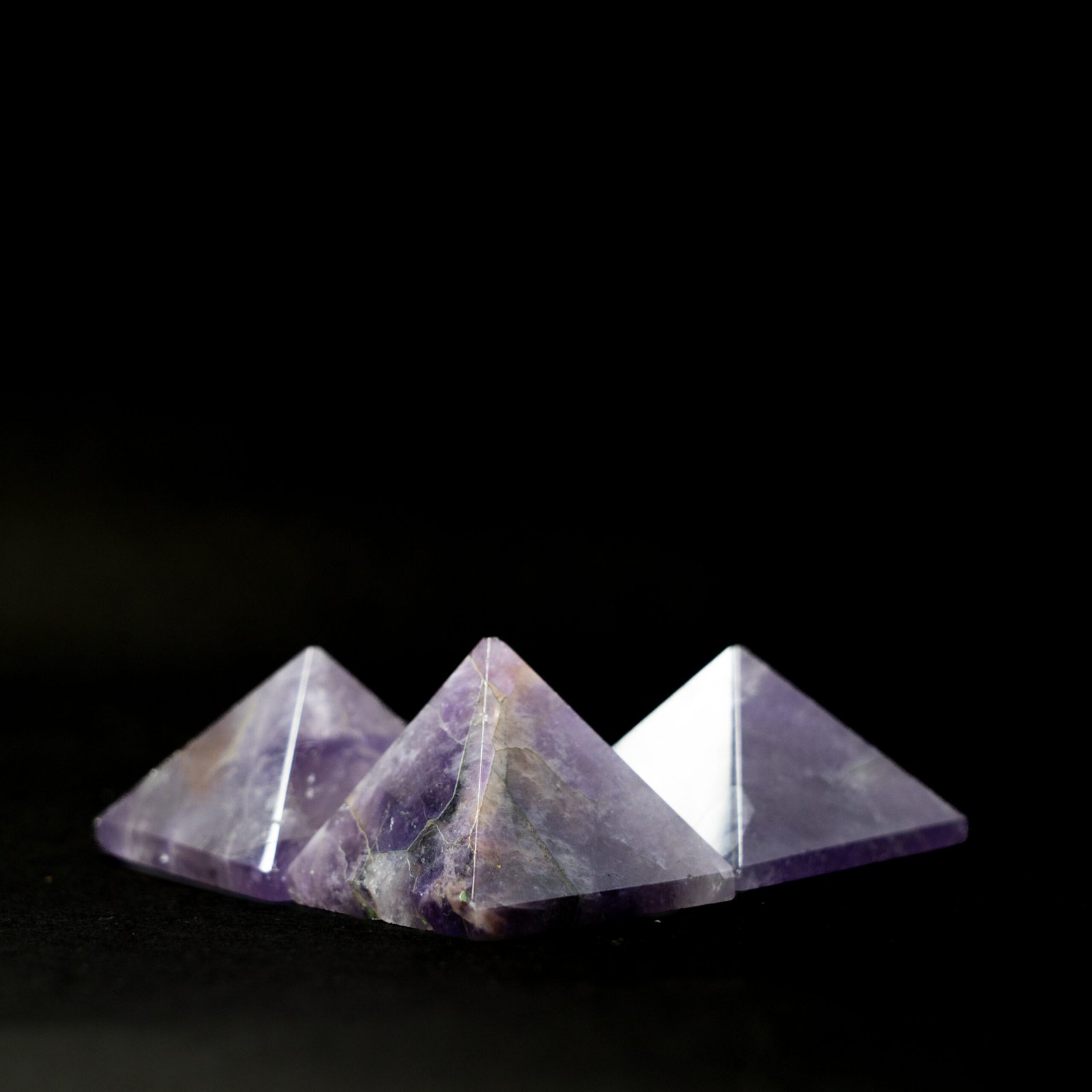 avanturine pyramid1 scaled Amethyst Pyramid