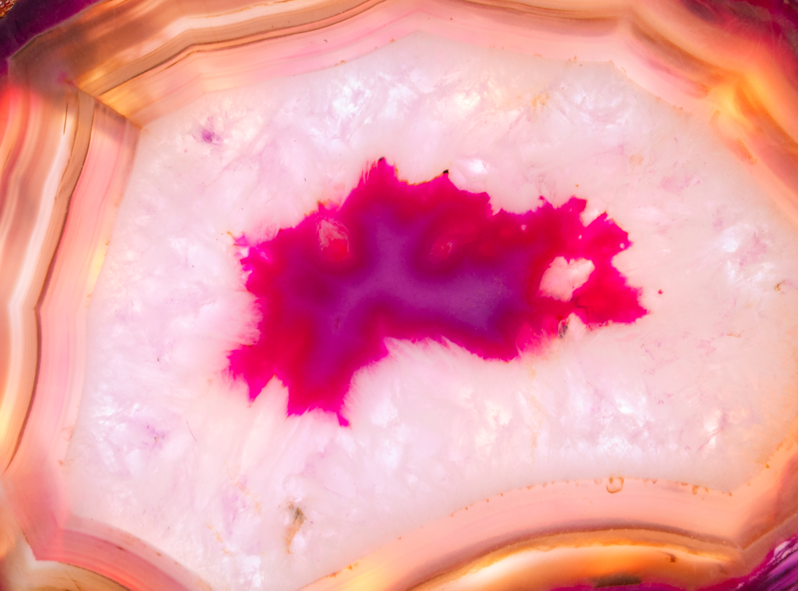 DSC05860 Rose Quartz Agate Slice