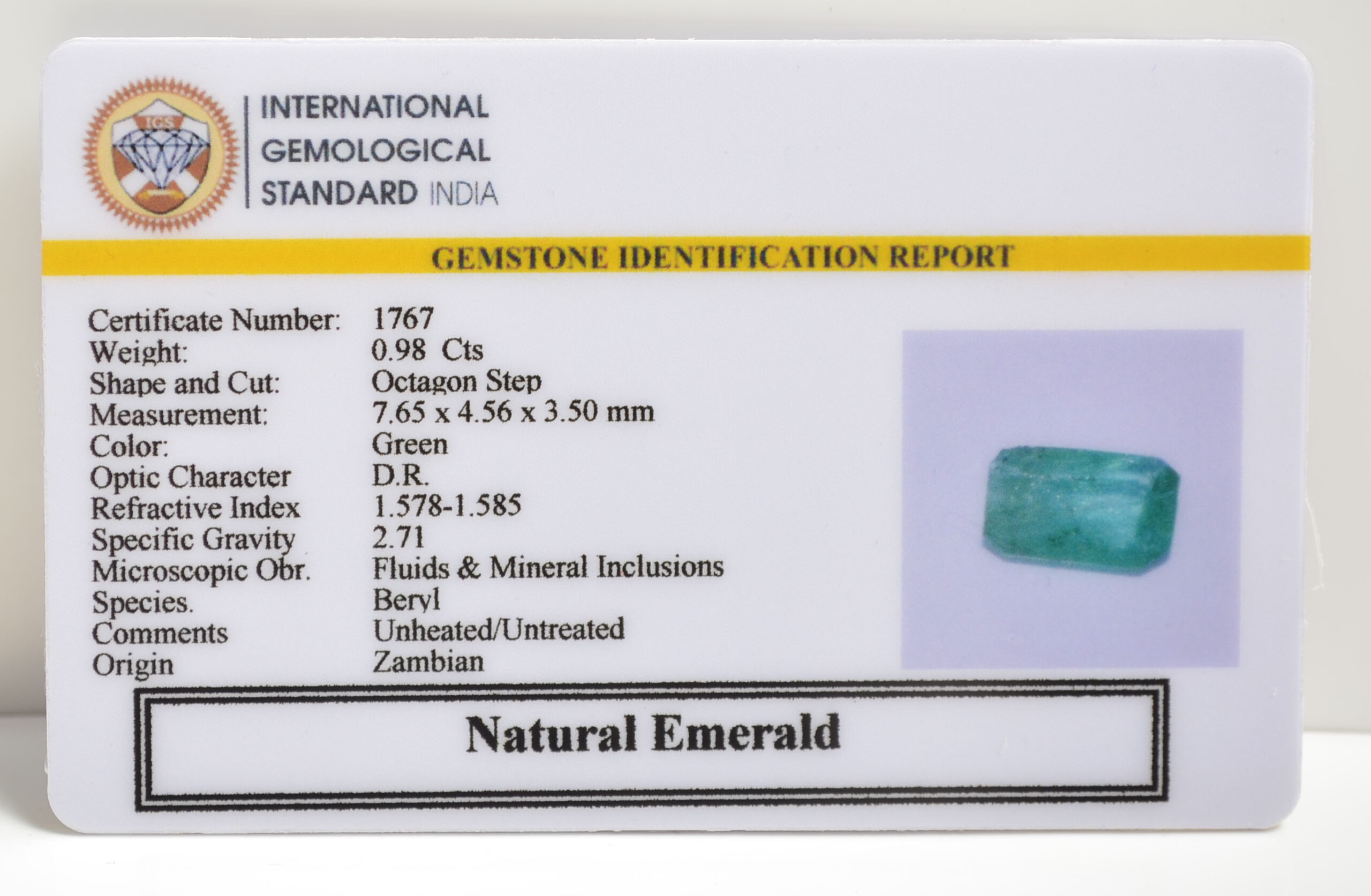 EMRD21376 2 scaled EMERALD 0.98 Ct.
