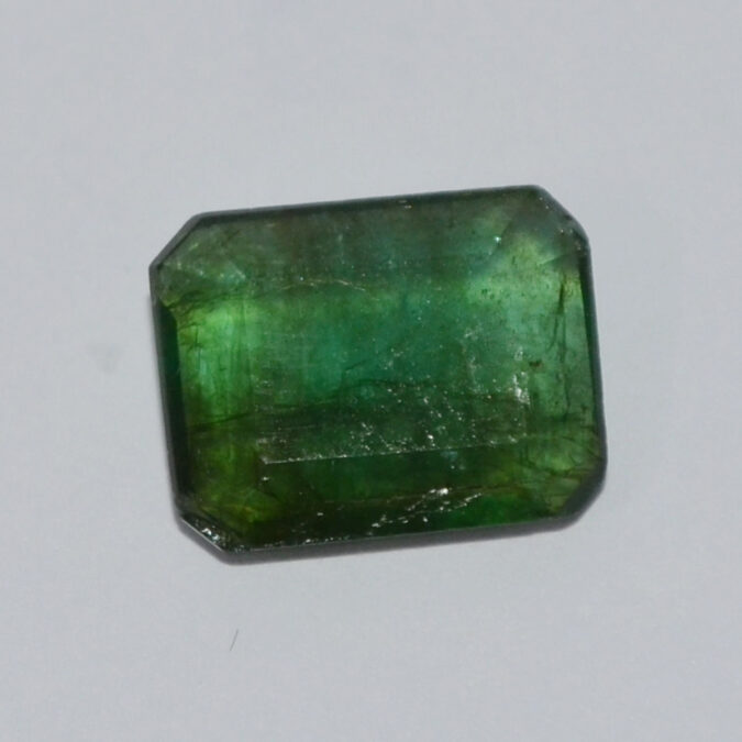EMERALD 3.91 Ct. 1 EMRD21389 EMERALD 3.91 Ct.