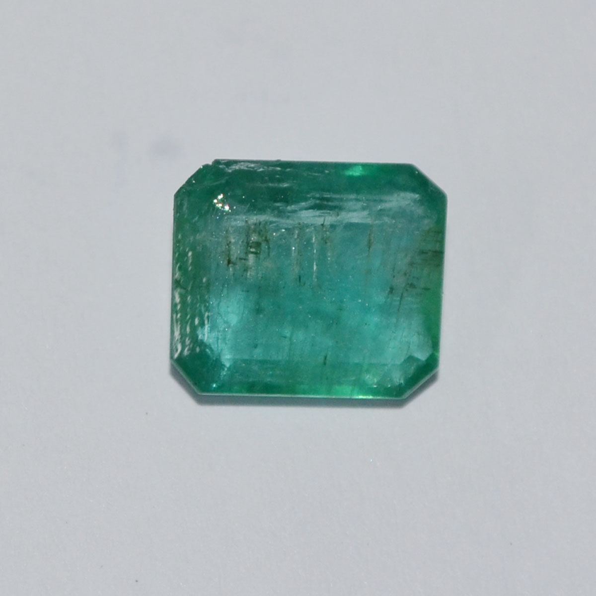 EMRD21413 EMERALD 3.98 Ct.