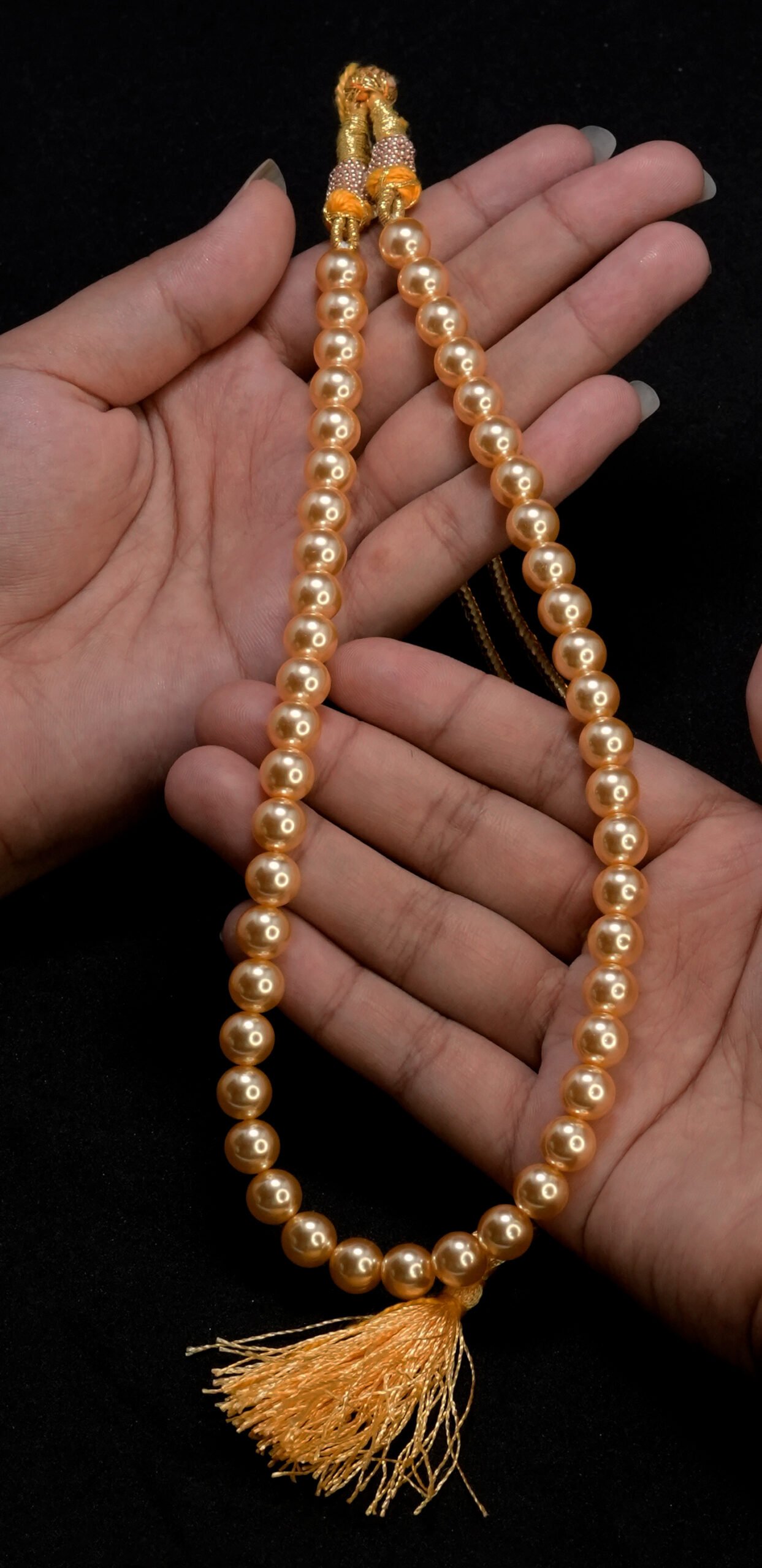 L1 b scaled High Quality Golden Shell Pearl Necklace