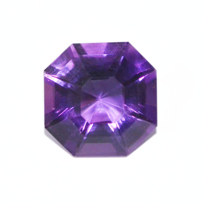 AME1173 1 AMETHYST 5.9 Ct.