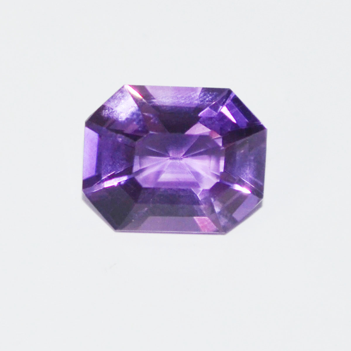AMETHYST 5.87 Ct.
