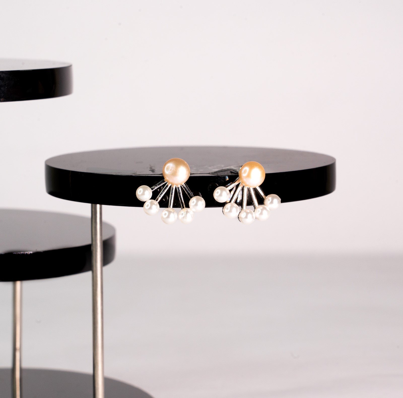 Pearl Earing 1 2 Golden Pearl Earring
