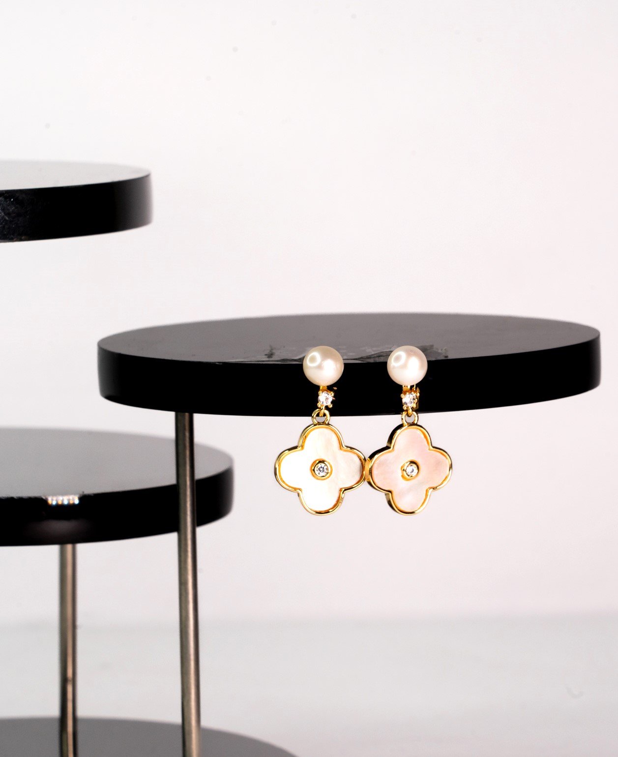 Pearl Earings 18 2 Flower Pearl Earring