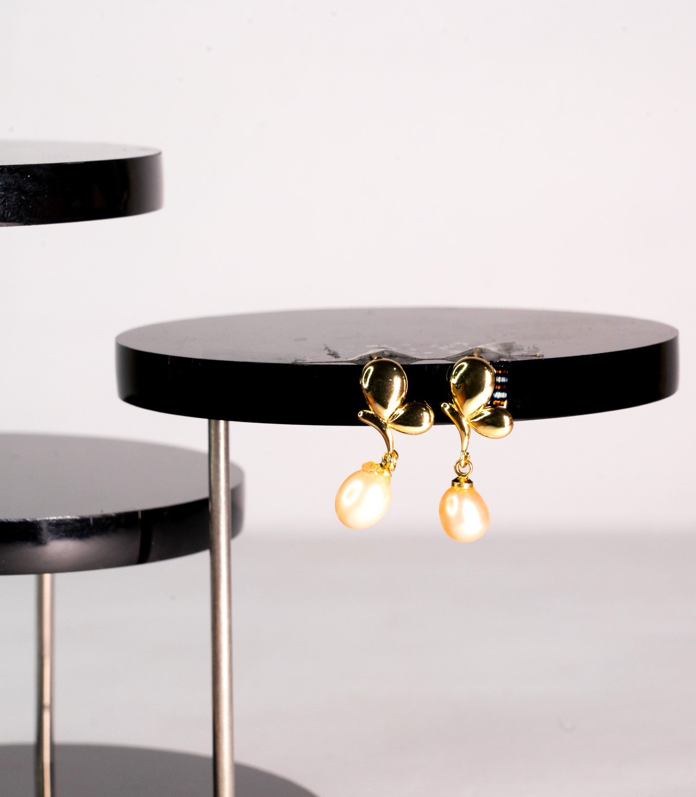 Pearl Earings 9 2 Golden Pearl Earring