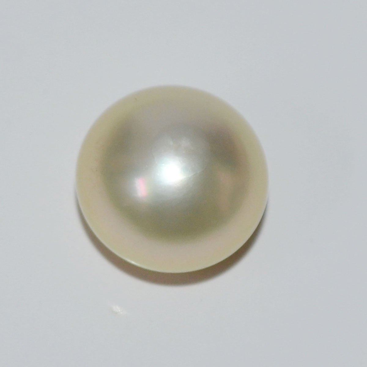 SOUTH SEA PEARL 5.62 Ct.