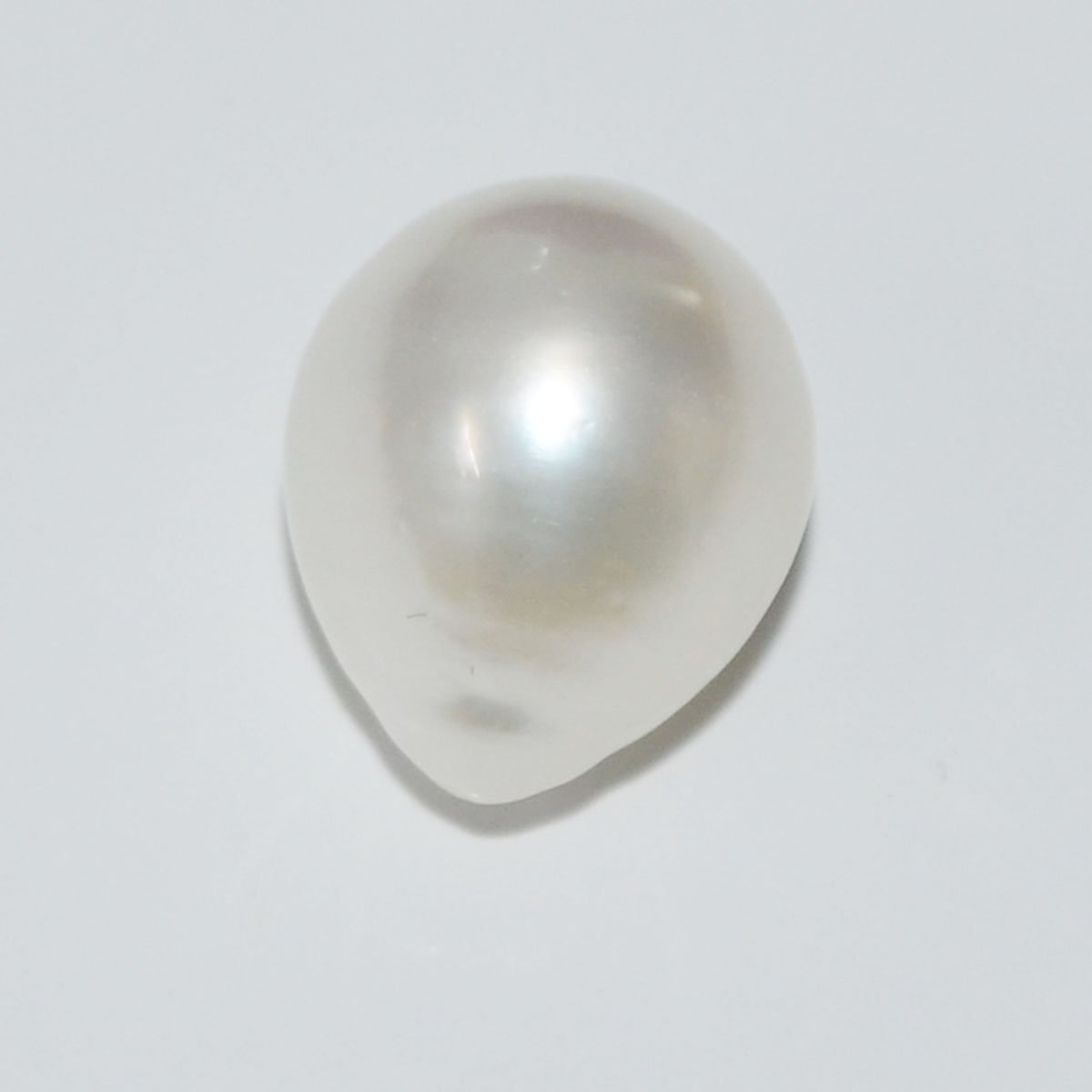 SOUTH SEA PEARL 9.84 Ct.