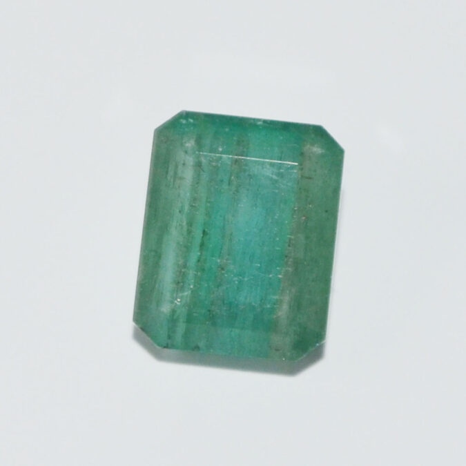 EMERALD 8.17 Ct. 1 EMRD21757 1 EMERALD 8.17 Ct.