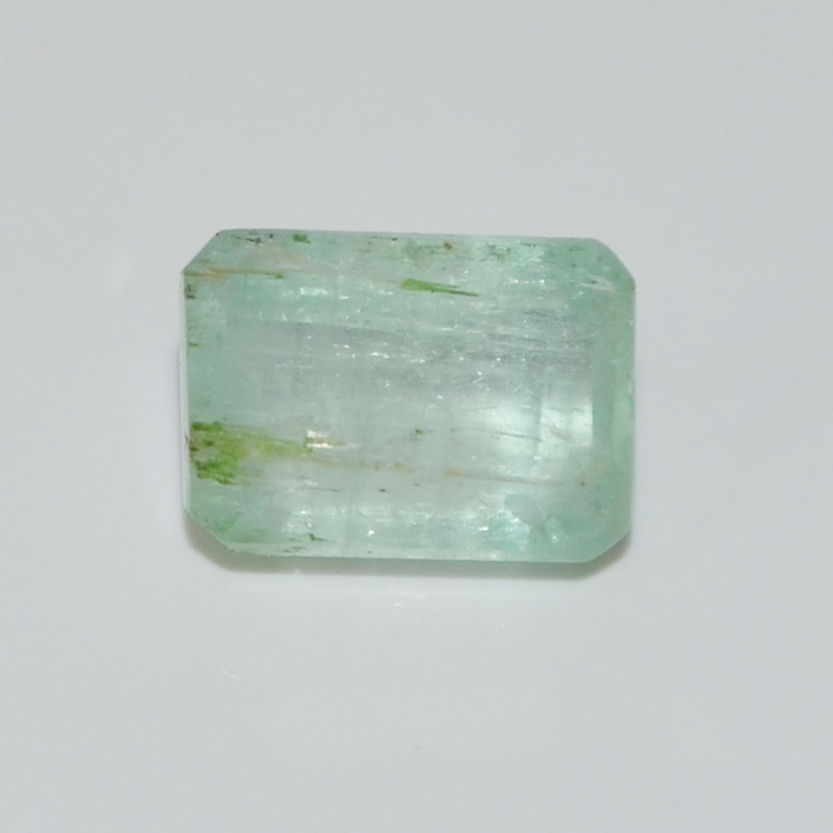 EMERALD 3.29 Ct.