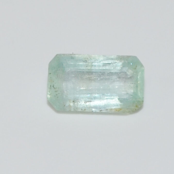 EMERALD 0.76 Ct. 1 EMRD21811 1 EMERALD 0.76 Ct.