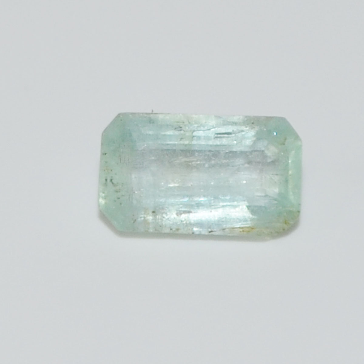 EMERALD 0.76 Ct.