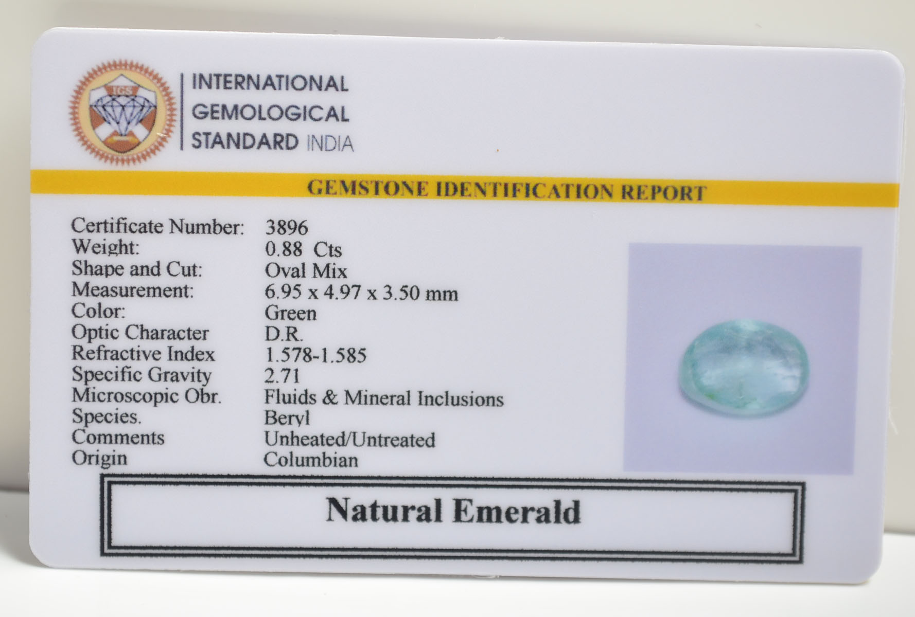 EMRD21830 2 EMERALD 0.88 Ct.