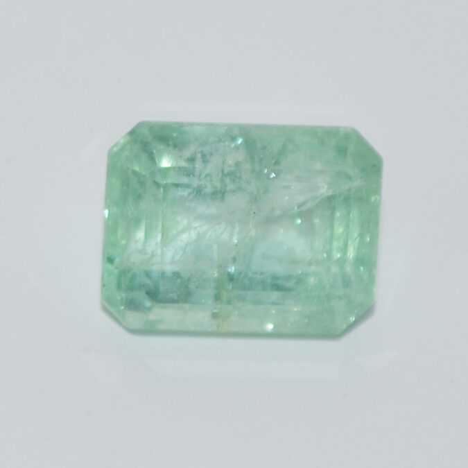 EMERALD 6.41 Ct. 1 EMRD21858 1 EMERALD 6.41 Ct.