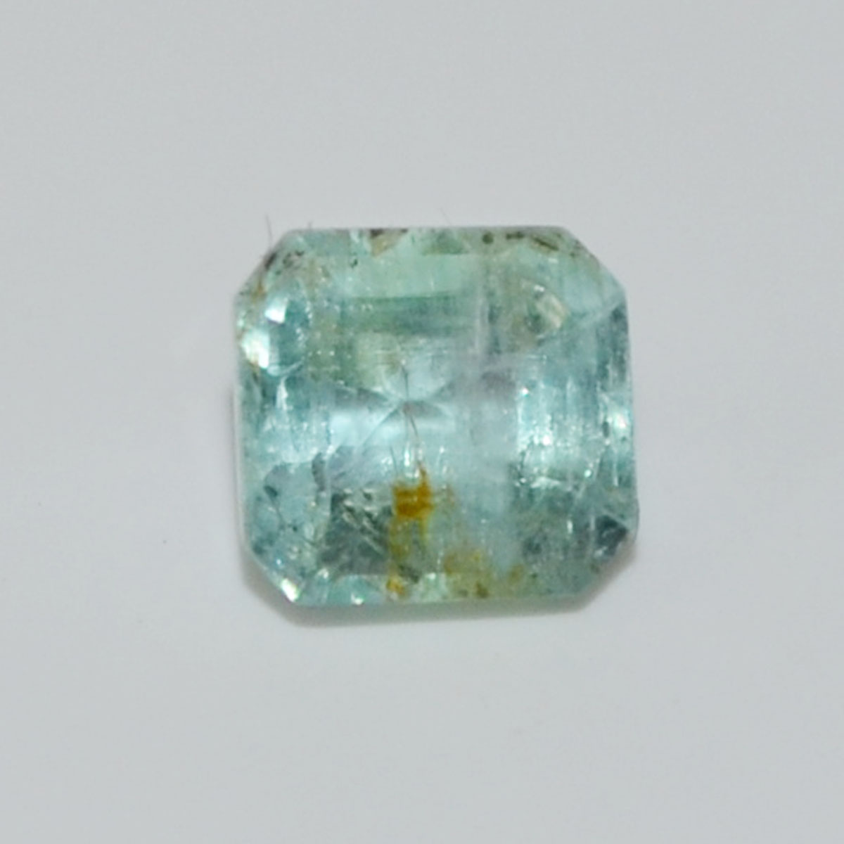 EMERALD 0.66 Ct.