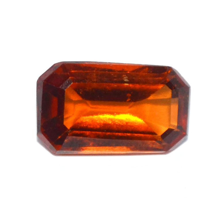 HESSONITE GOMED 4.04 Ct.