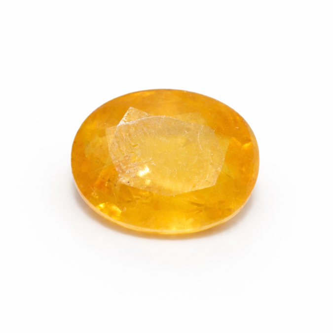 YELLOW SAPPHIRE 4.61 Ct.