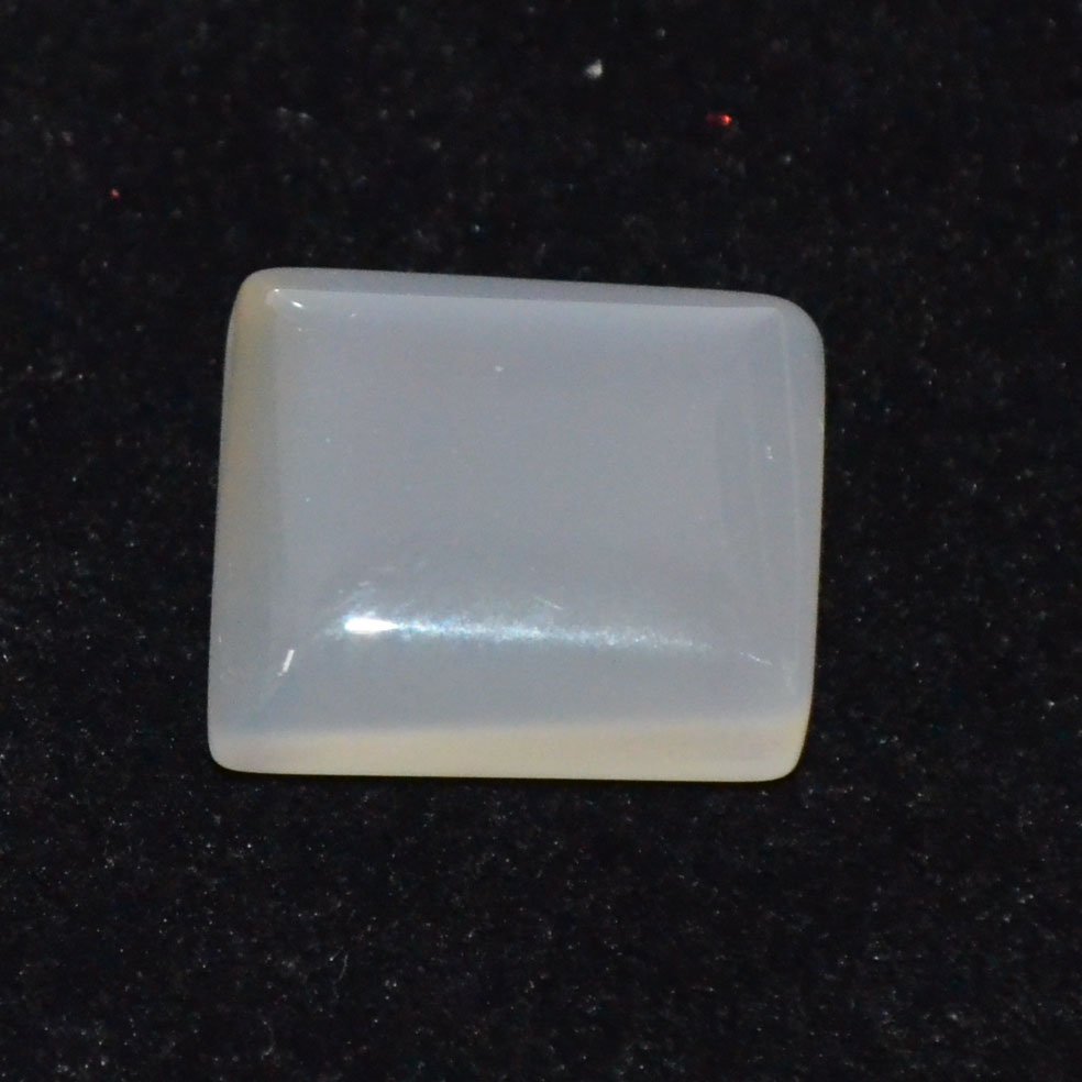 WHITE HAKIK 16.96 Ct.