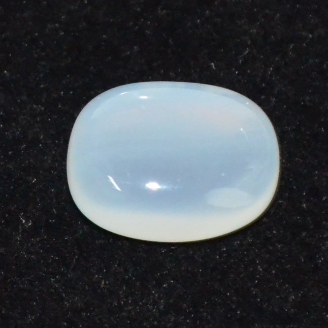 WHITE HAKIK 6.57 Ct.