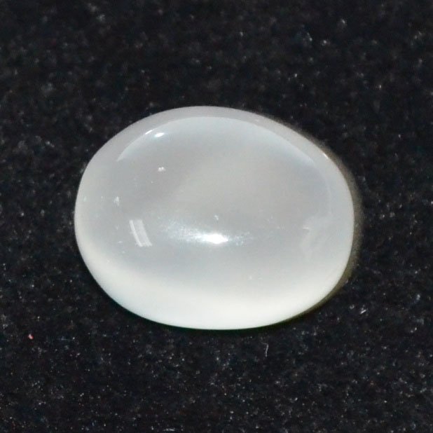 WHITE HAKIK 7.06 Ct.